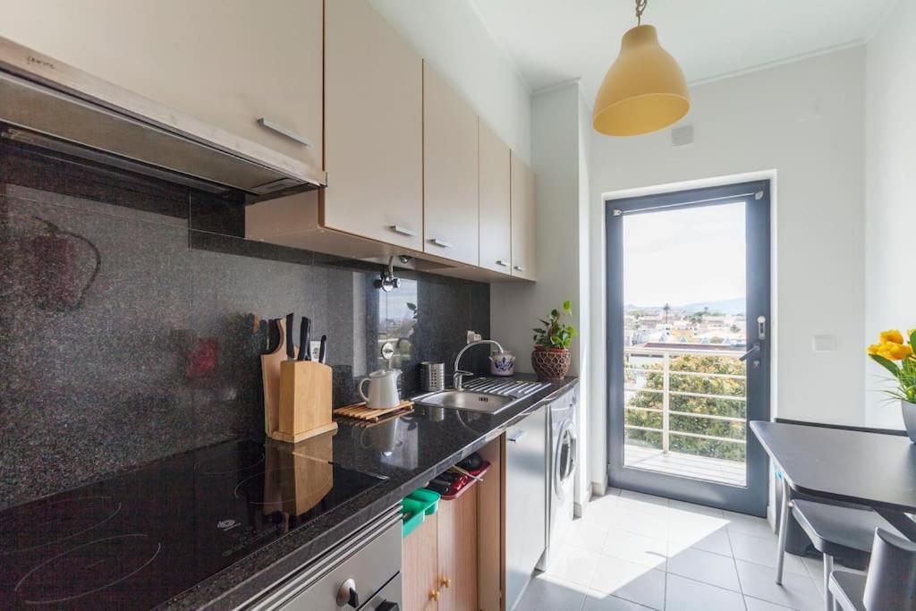 Penthouse City Center Apartment Ponta Delgada Dış mekan fotoğraf